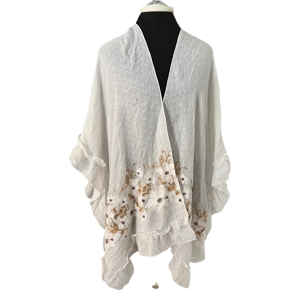 Kimonos & Yukatas White Gauze Embroidered Kimono Cover Up Poshmark